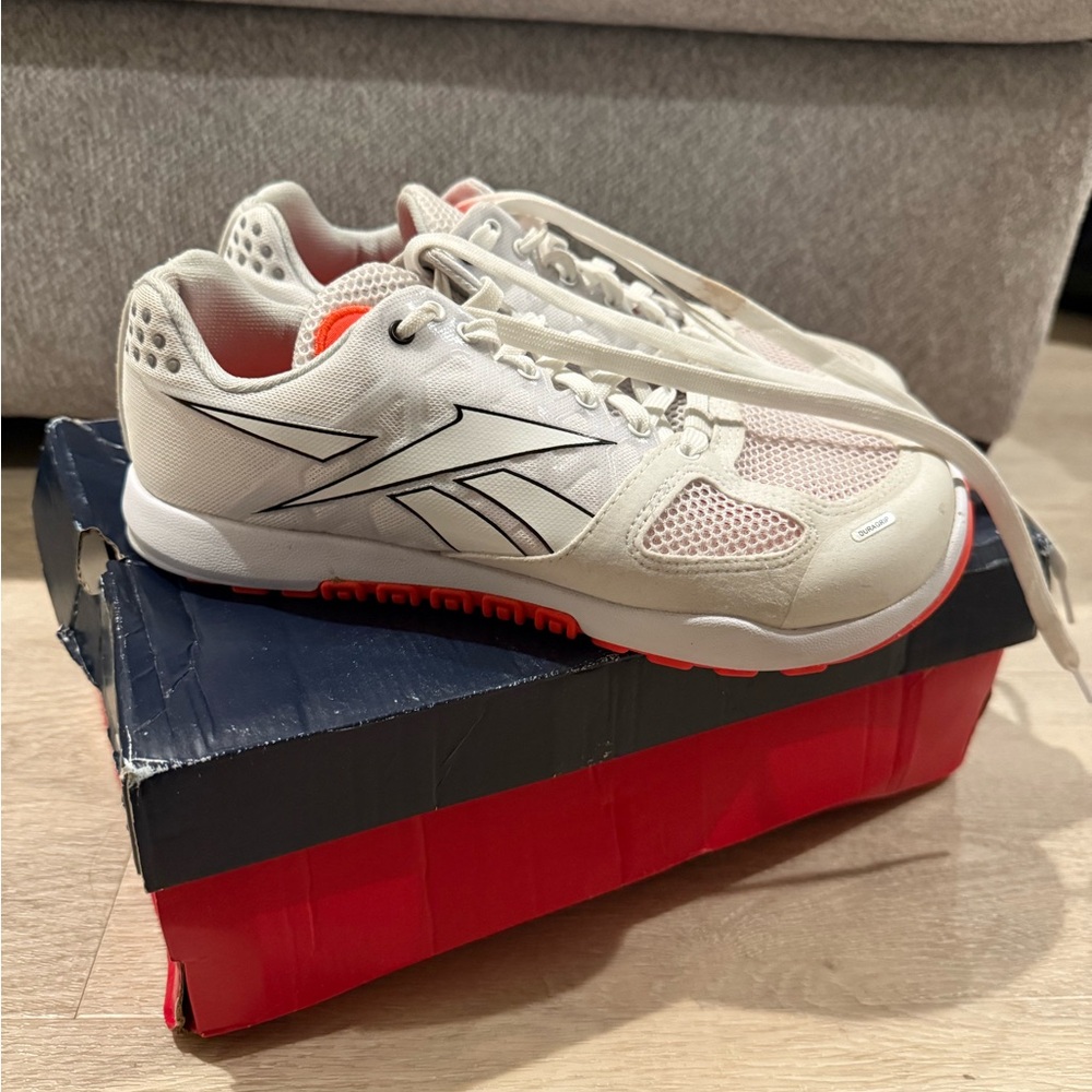 Reebok
NANO 2.0
TRAINING/ENTRAINEMENT